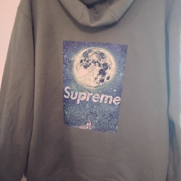Supreme Hoodie - Picture 7 of 7